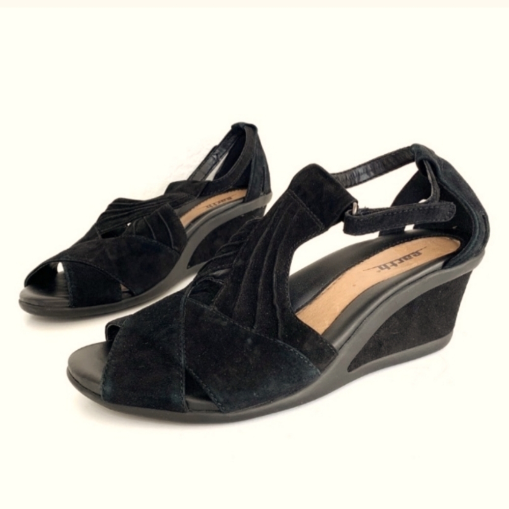 EARTH LEATHER SANDALS BLACK CREAM SIZE 11